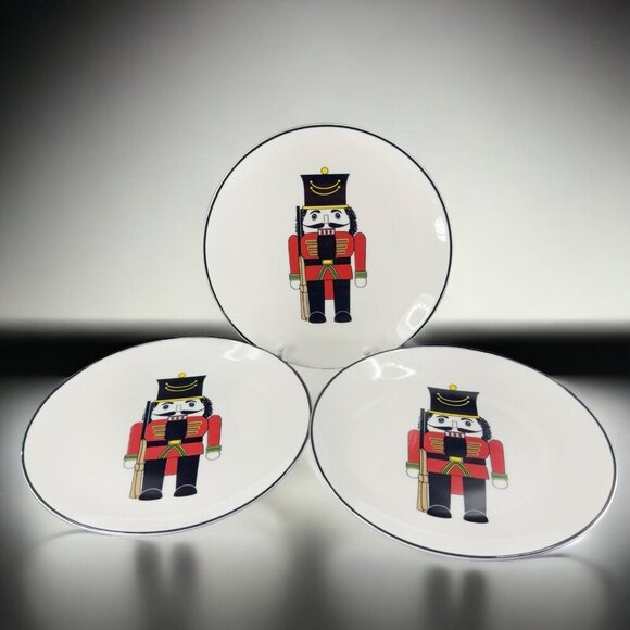 Vintage Bombay Nutcracker Plate Dish Set 3 Round Plates Christmas Decor Ceramic - Picture 1 of 11